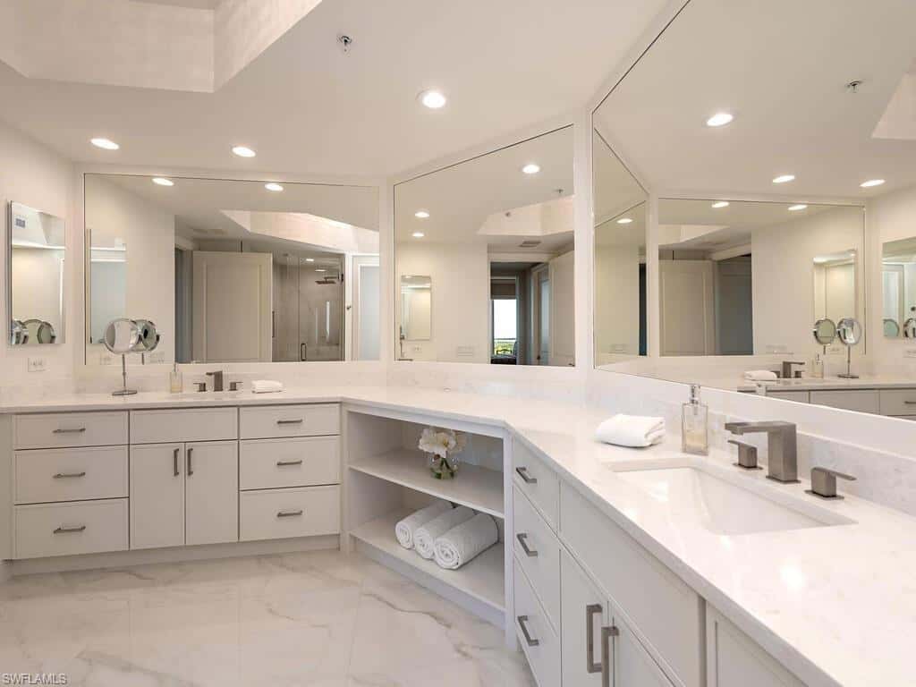 23850 Via Italia Cir #403, Estero, photo 12