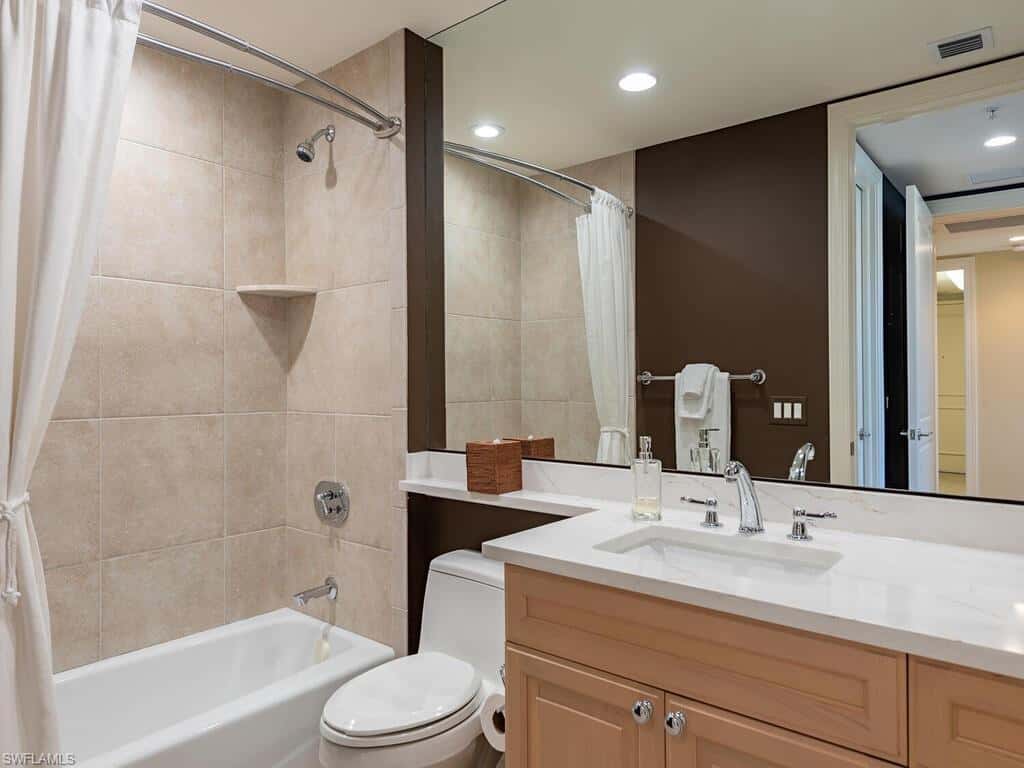 23850 Via Italia Cir #403, Estero, photo 15