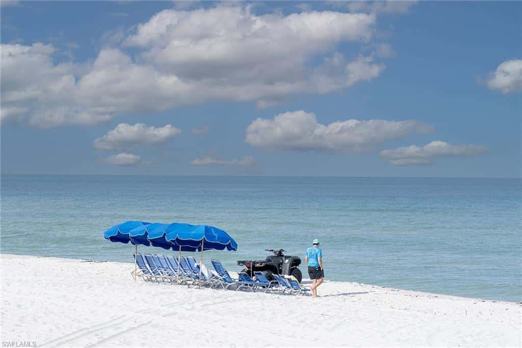 6075 Pelican Bay Blvd #706, Naples, photo 23