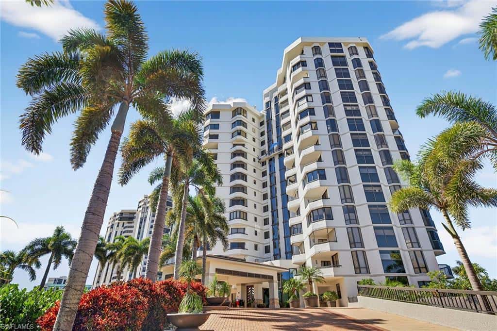 6075 Pelican Bay Blvd #706, Naples, photo 26