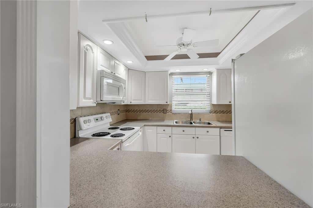200 Valley Stream Dr #3b, Naples, photo 9