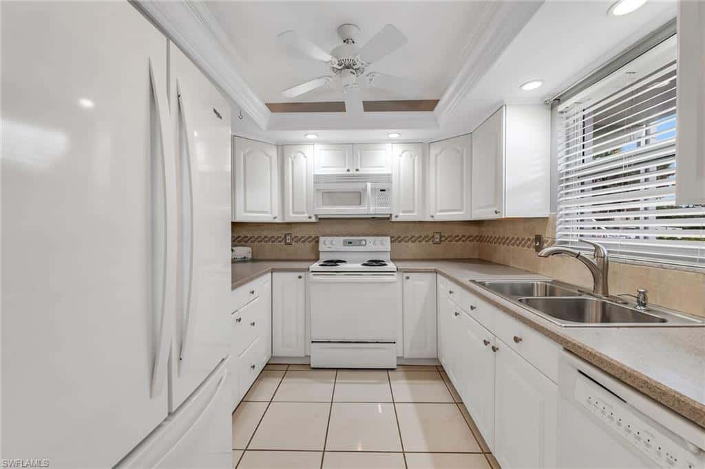 200 Valley Stream Dr #3b, Naples, photo 8