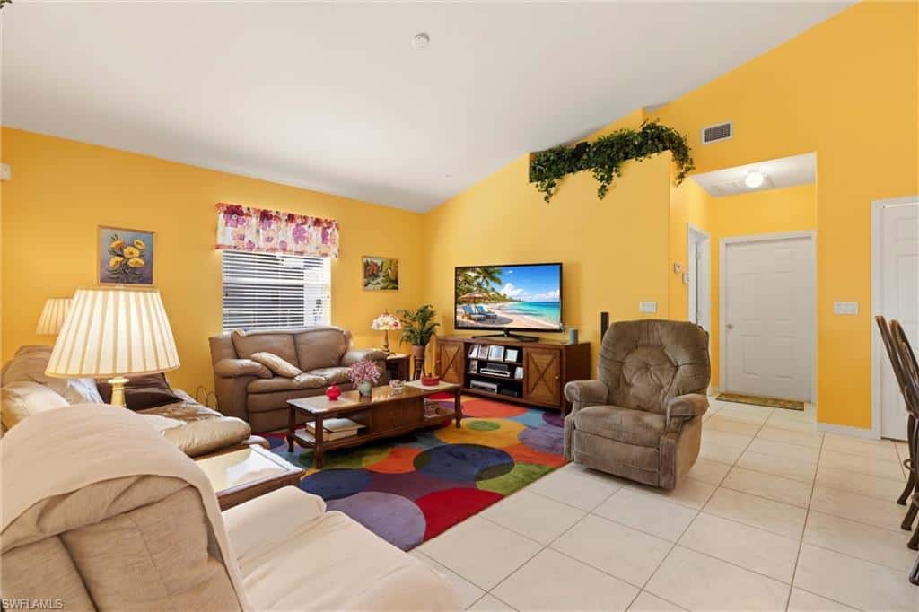 126 Nicholas Pkwy, Cape Coral, photo 7
