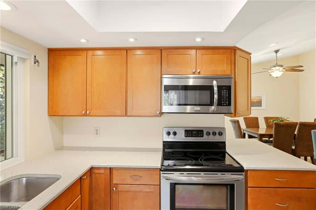 142 Old Tamiami Trl, Naples, photo 17