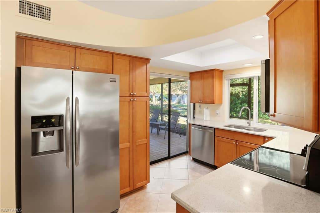 142 Old Tamiami Trl, Naples, photo 16