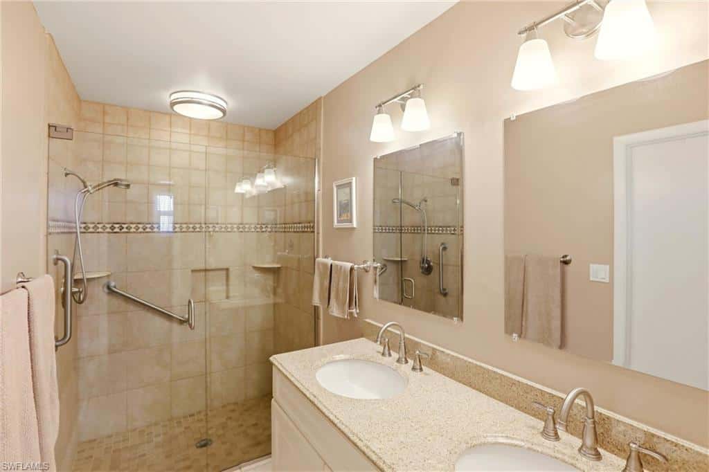 142 Old Tamiami Trl, Naples, photo 24