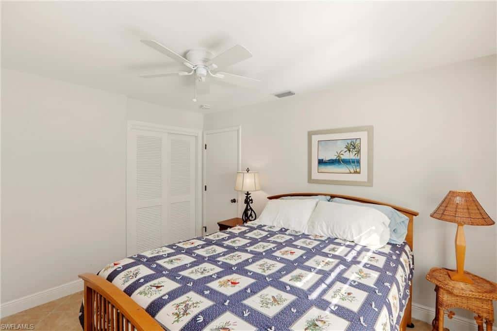 142 Old Tamiami Trl, Naples, photo 30