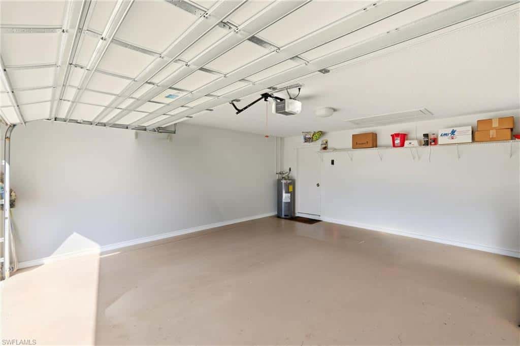 142 Old Tamiami Trl, Naples, photo 40