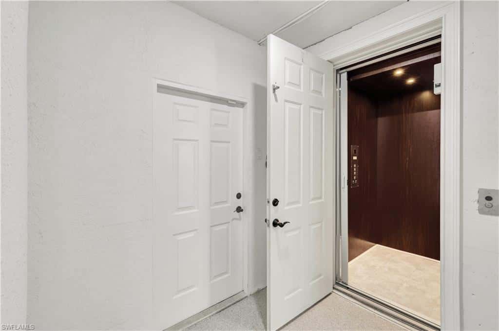 4806 Regal Dr, Bonita Springs, photo 33