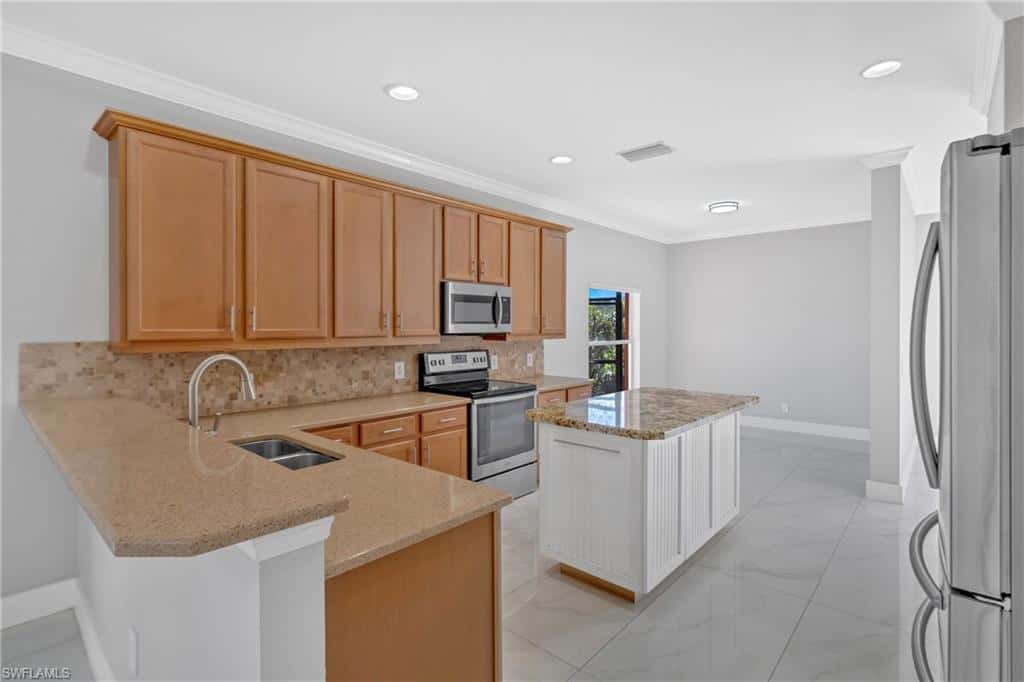2822 Inlet Cove Ln, Naples, photo 6