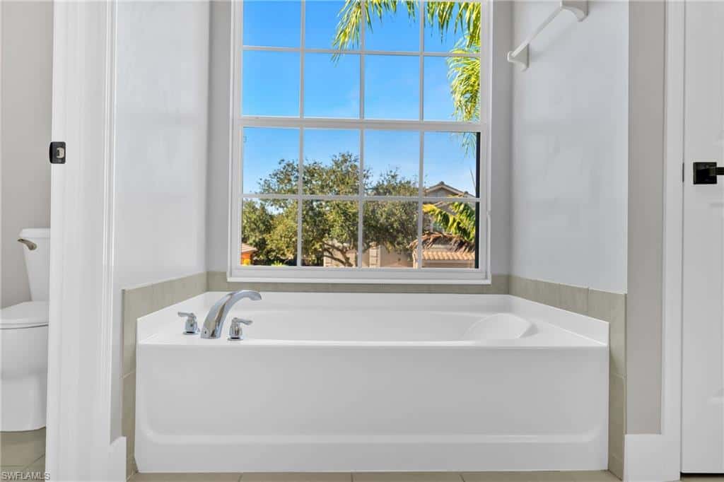 2822 Inlet Cove Ln, Naples, photo 13