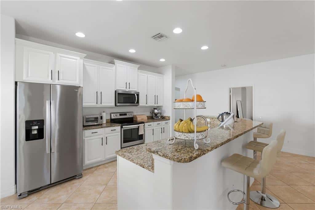 2452 Blackburn Cir, Cape Coral, photo 6