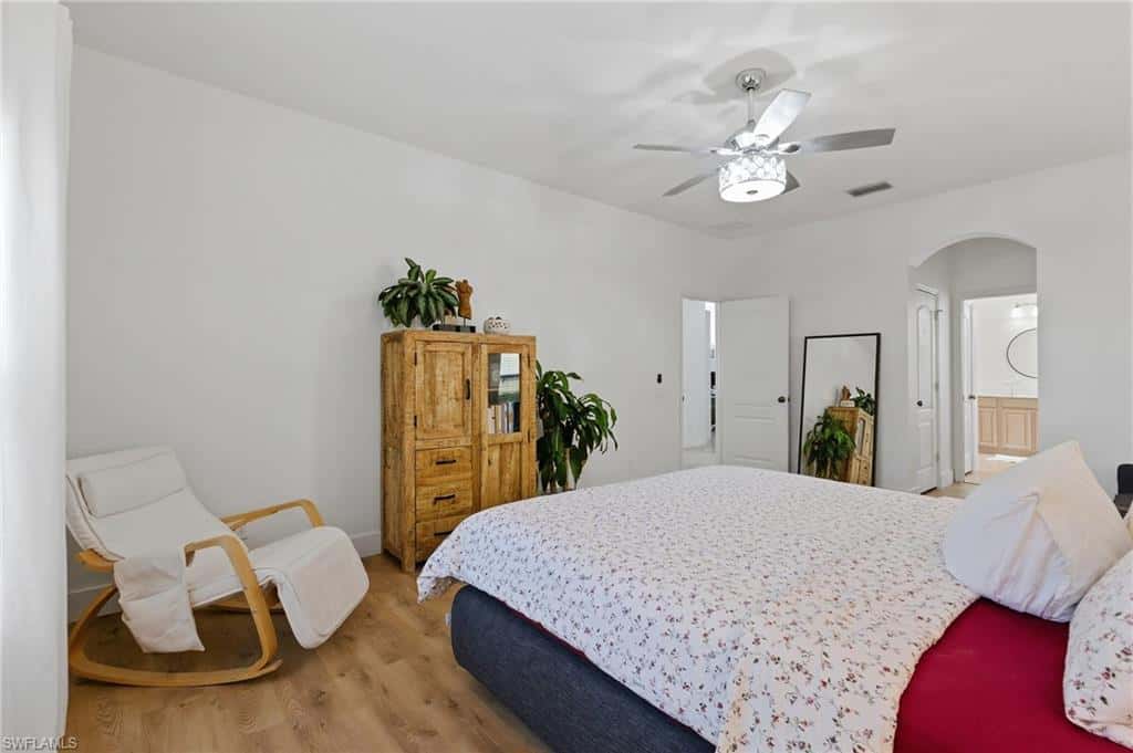 2452 Blackburn Cir, Cape Coral, photo 32