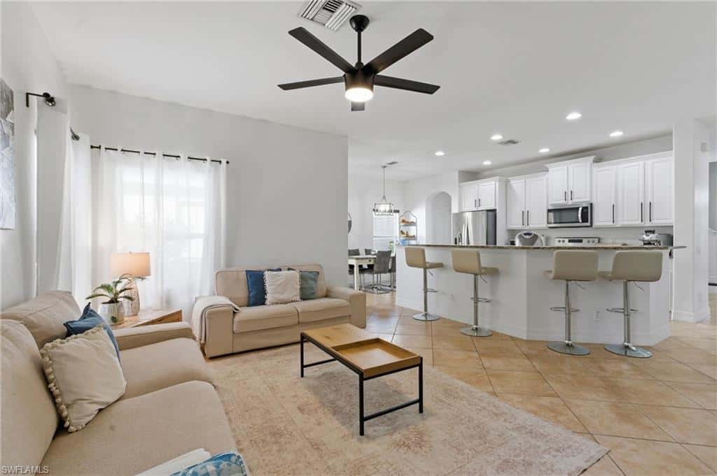 2452 Blackburn Cir, Cape Coral, photo 5