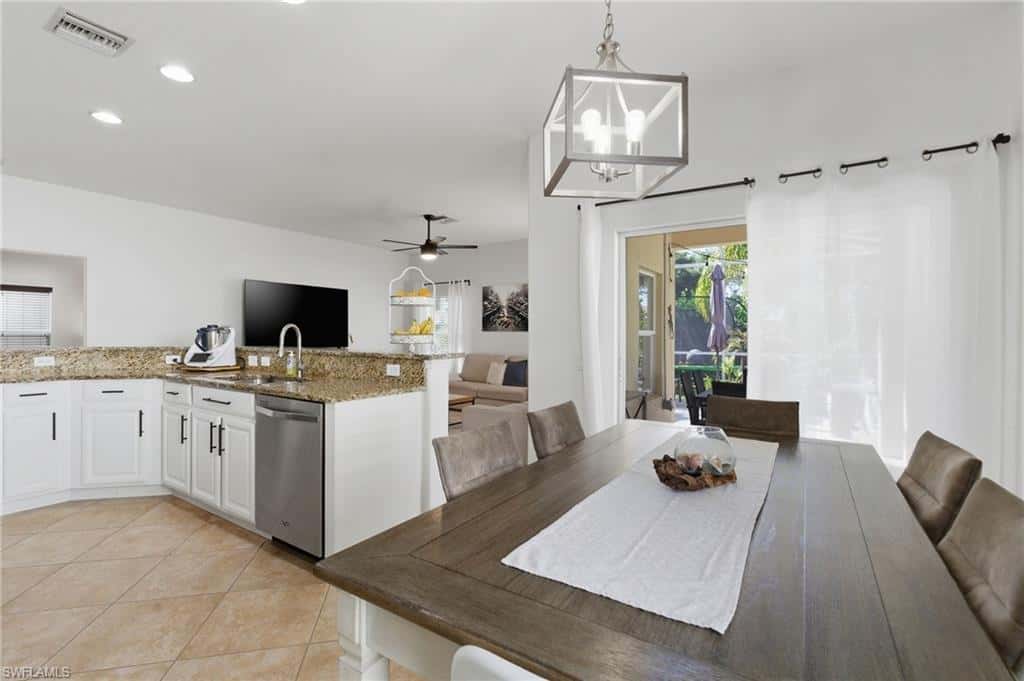 2452 Blackburn Cir, Cape Coral, photo 24