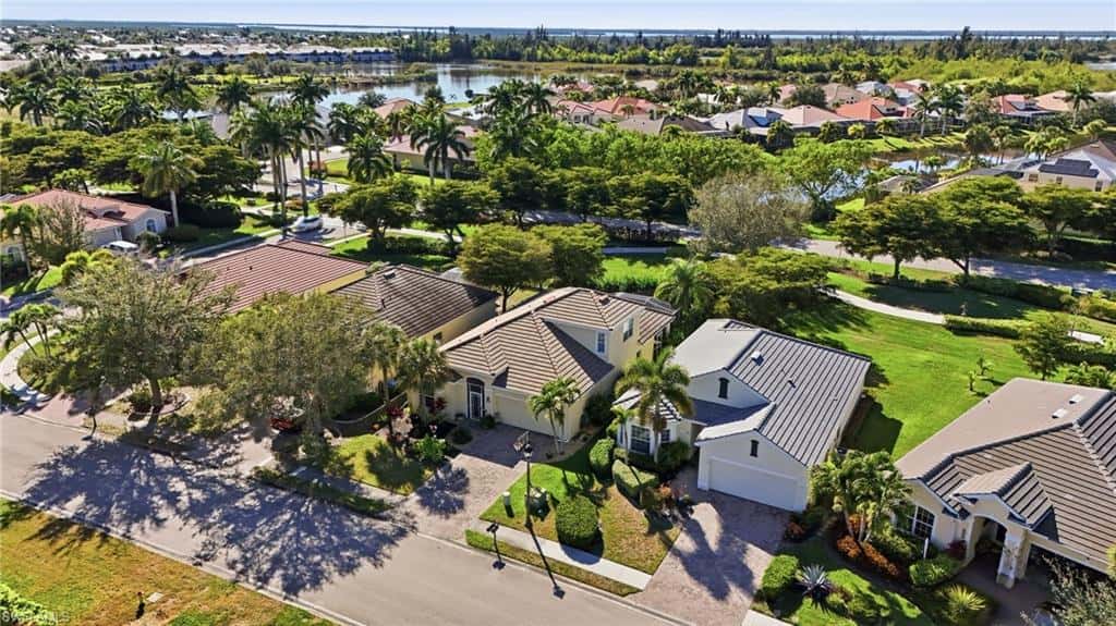 2452 Blackburn Cir, Cape Coral, photo 10