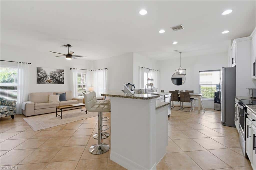 2452 Blackburn Cir, Cape Coral, photo 18