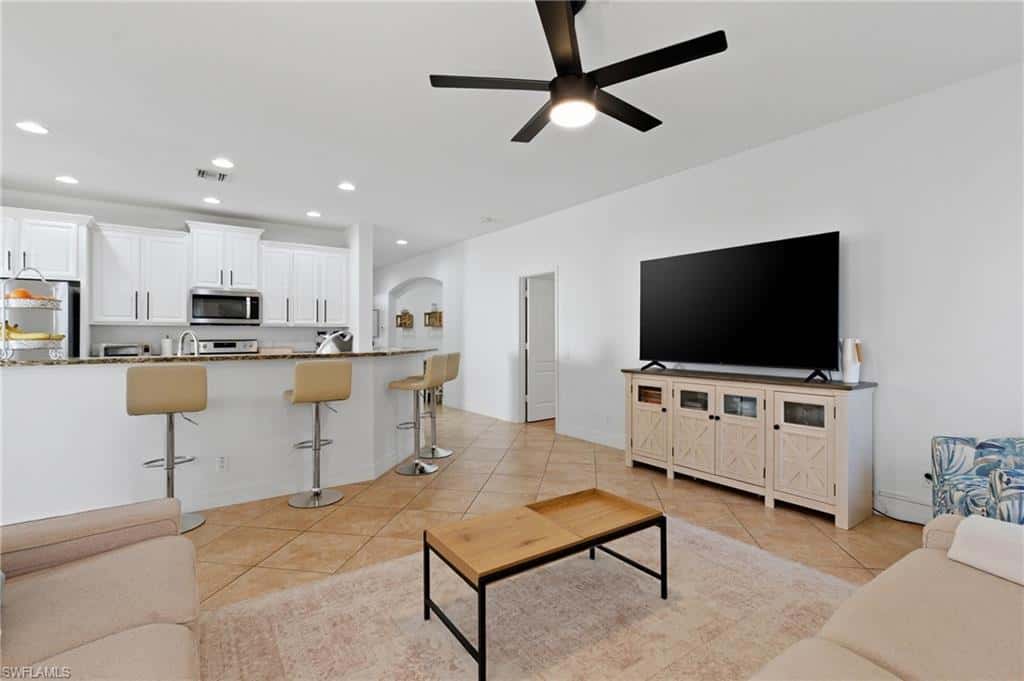 2452 Blackburn Cir, Cape Coral, photo 15