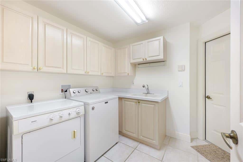 610 Laguna Royale Blvd #1001, Naples, photo 24
