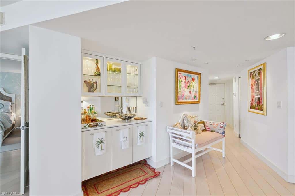4651 Gulf Shore Blvd #101, Naples, photo 10