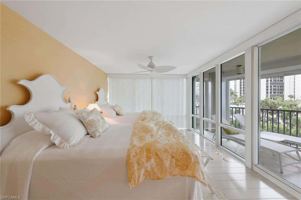 4651 Gulf Shore Blvd #101, Naples, photo 21