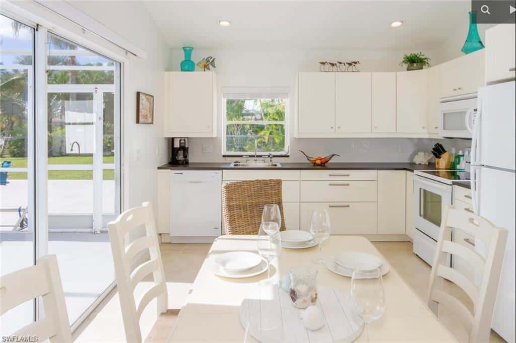 1438 Windsor Ct, Cape Coral, photo 7