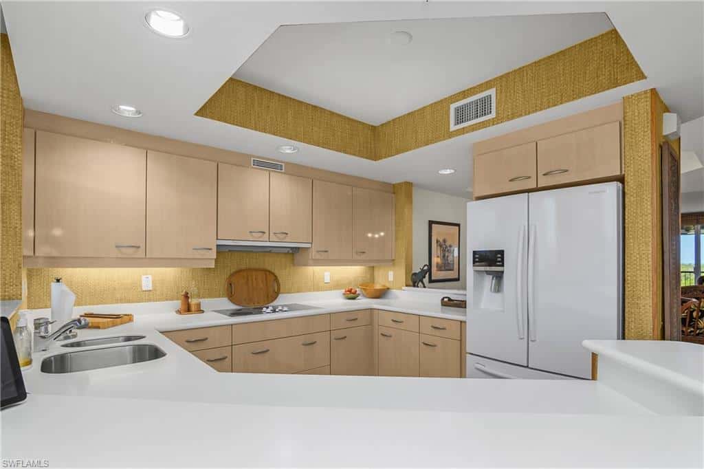 7225 Pelican Bay Blvd #402, Naples, photo 13