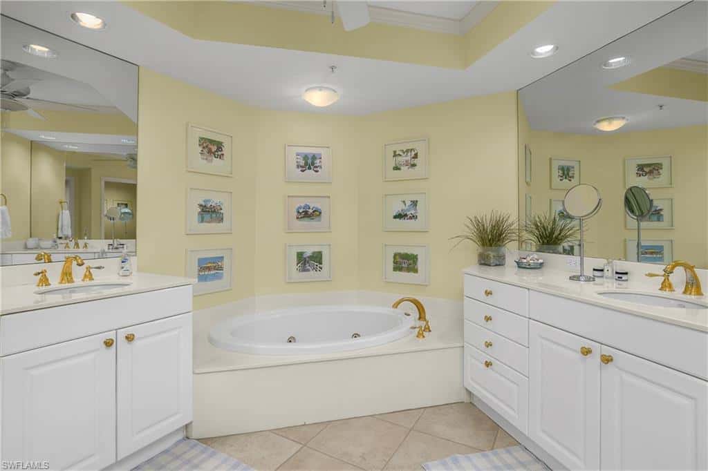7225 Pelican Bay Blvd #402, Naples, photo 22