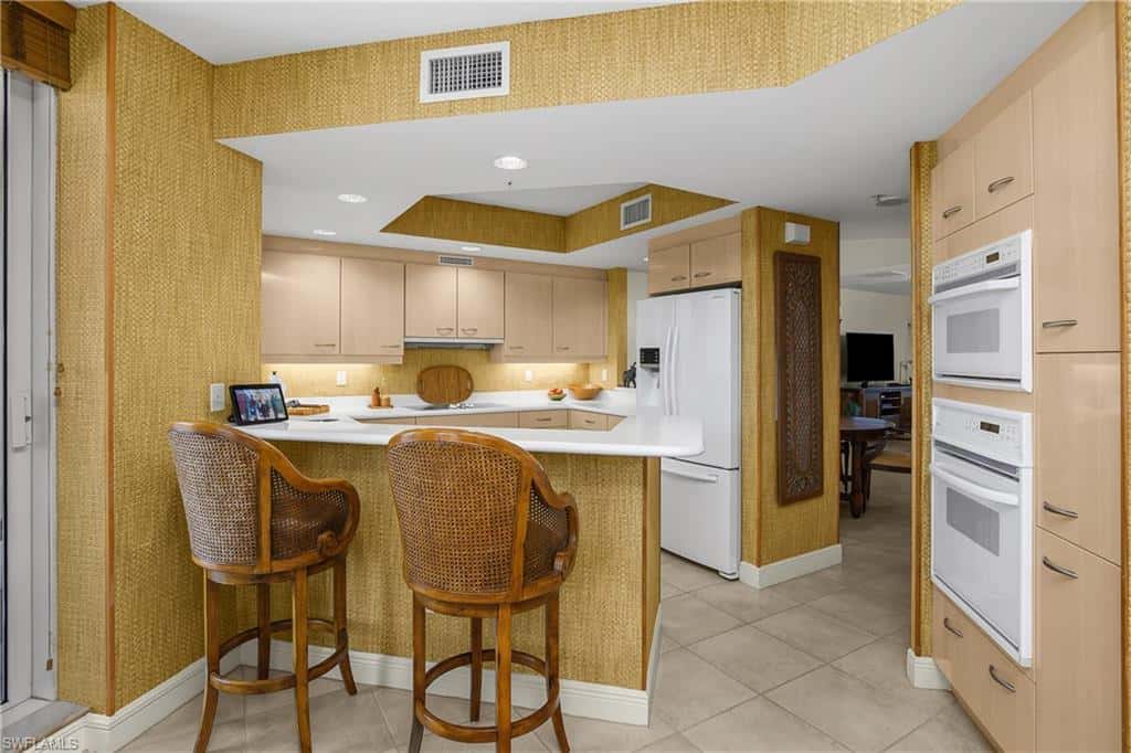 7225 Pelican Bay Blvd #402, Naples, photo 14