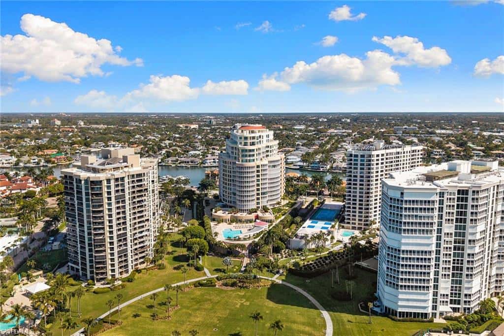 4501 Gulf Shore Blvd #405, Naples, photo 34