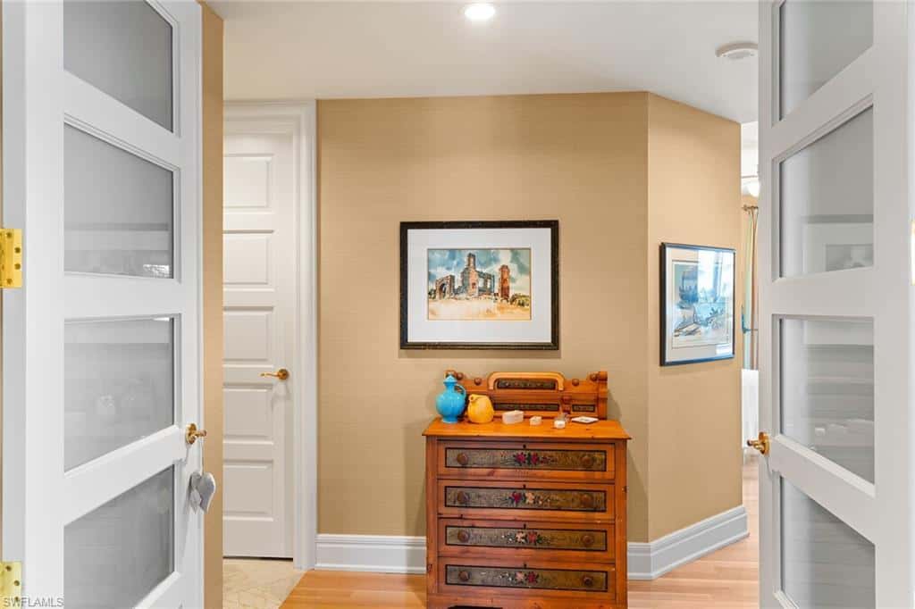 4501 Gulf Shore Blvd #405, Naples, photo 10