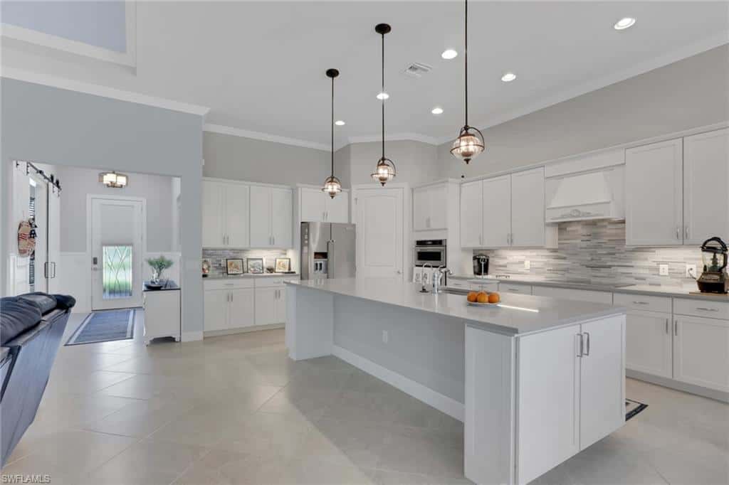 20533 Wilderness Ct, Estero, photo 7