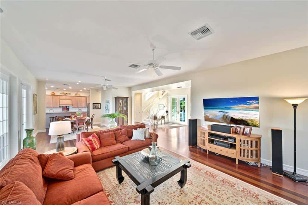 5810 Pine Tree Dr, Sanibel, photo 9
