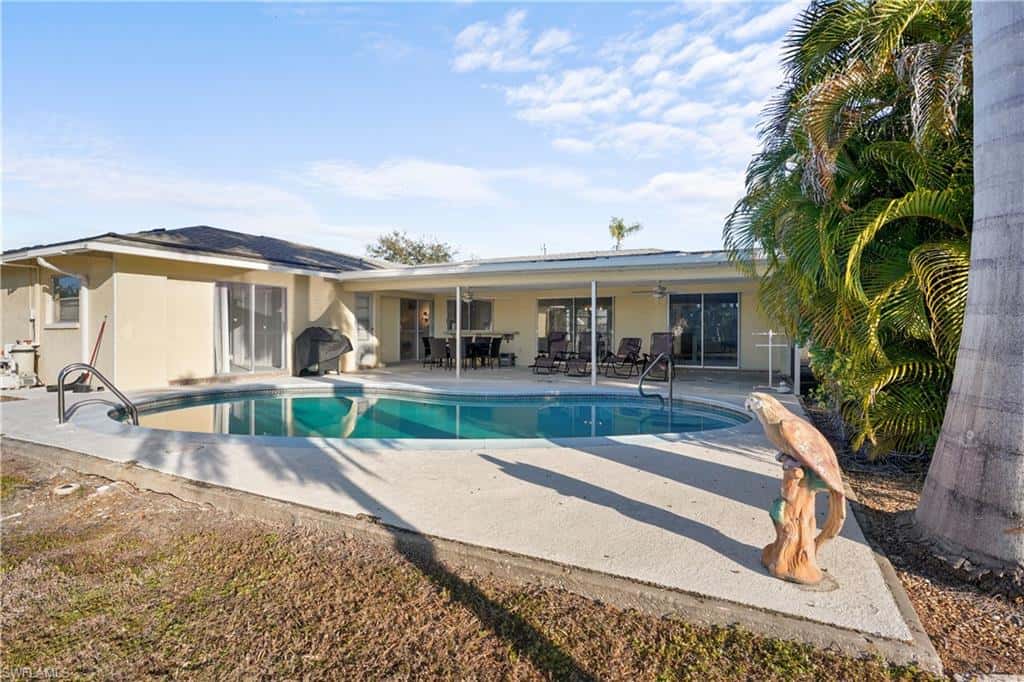 818 Monticello Ct, Cape Coral, photo 7