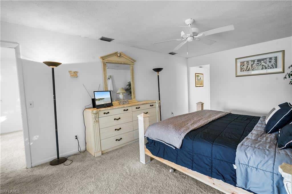 818 Monticello Ct, Cape Coral, photo 28