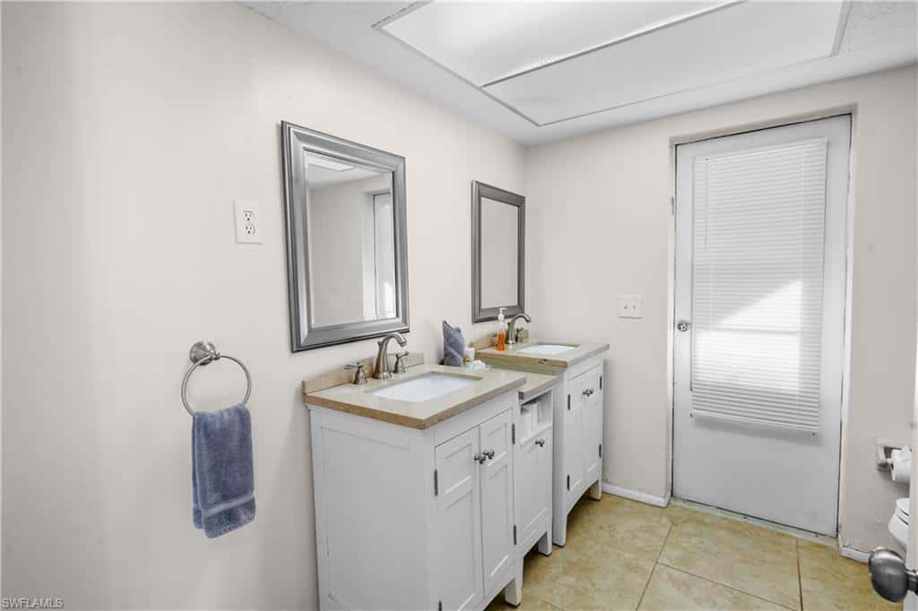 818 Monticello Ct, Cape Coral, photo 34