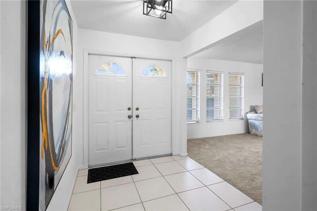 818 Monticello Ct, Cape Coral, photo 11