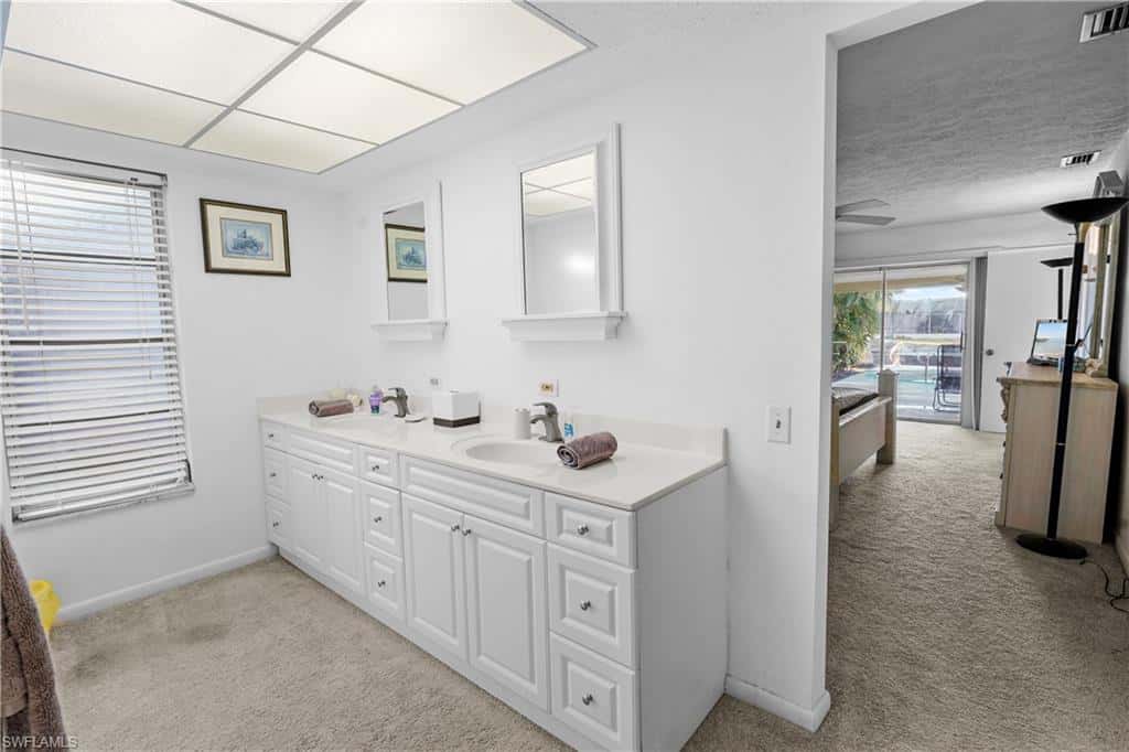 818 Monticello Ct, Cape Coral, photo 31