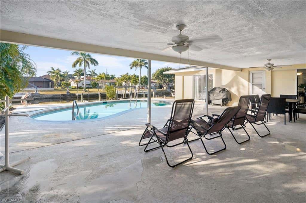 818 Monticello Ct, Cape Coral, photo 8
