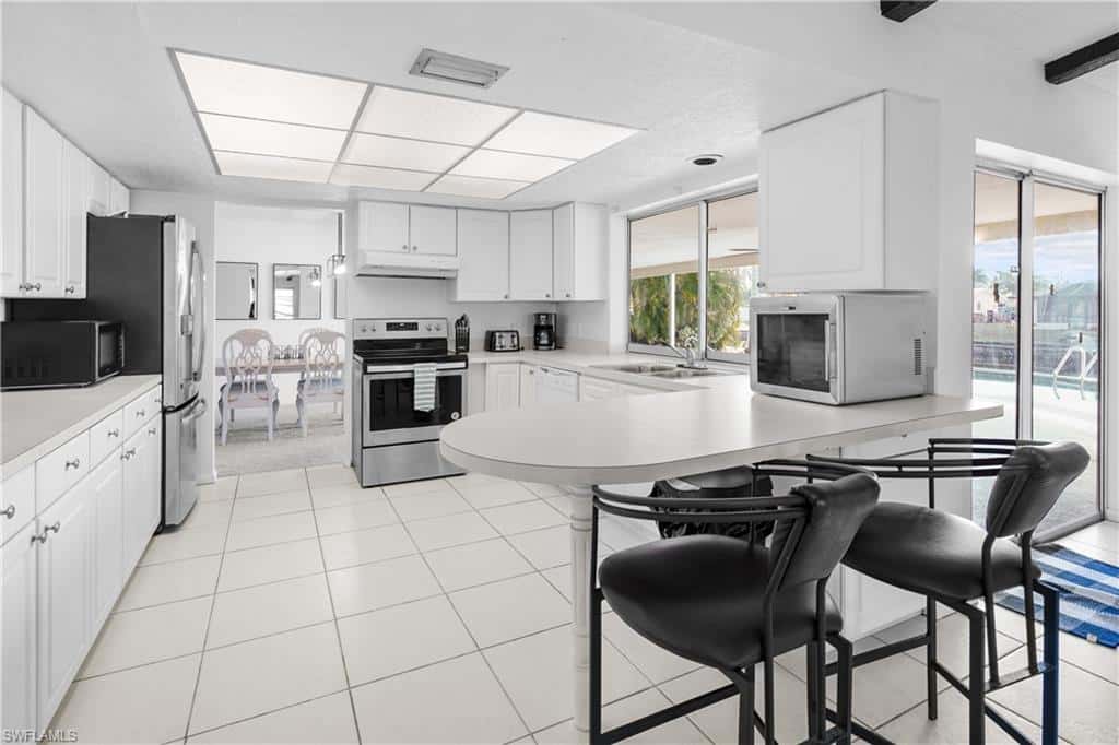 818 Monticello Ct, Cape Coral, photo 21