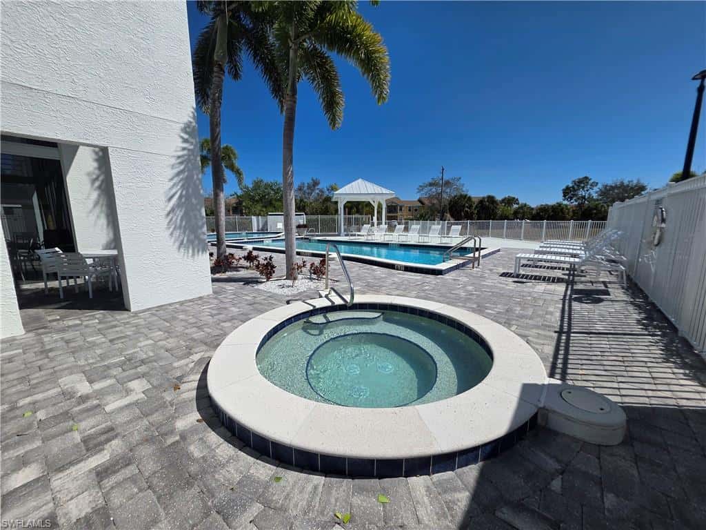 142 Santa Clara Dr #5, Naples, photo 24