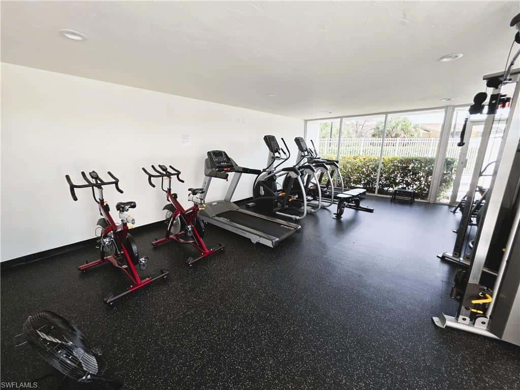 142 Santa Clara Dr #5, Naples, photo 29