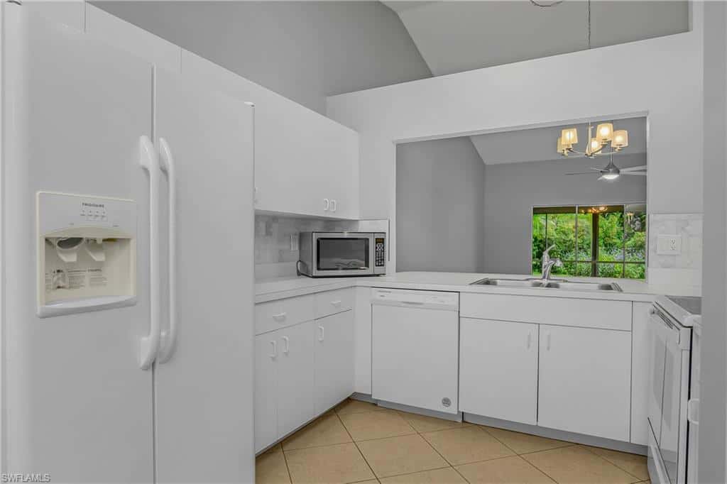 494 Saint Andrews Blvd #14, Naples, photo 13