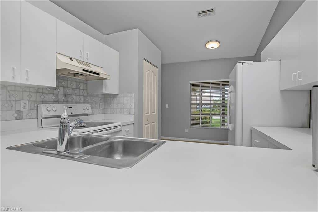 494 Saint Andrews Blvd #14, Naples, photo 12