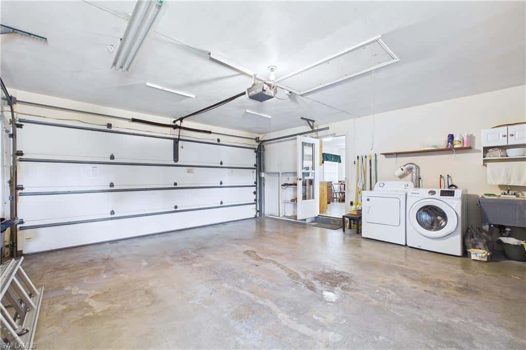 2306 15th Ter, Cape Coral, photo 43