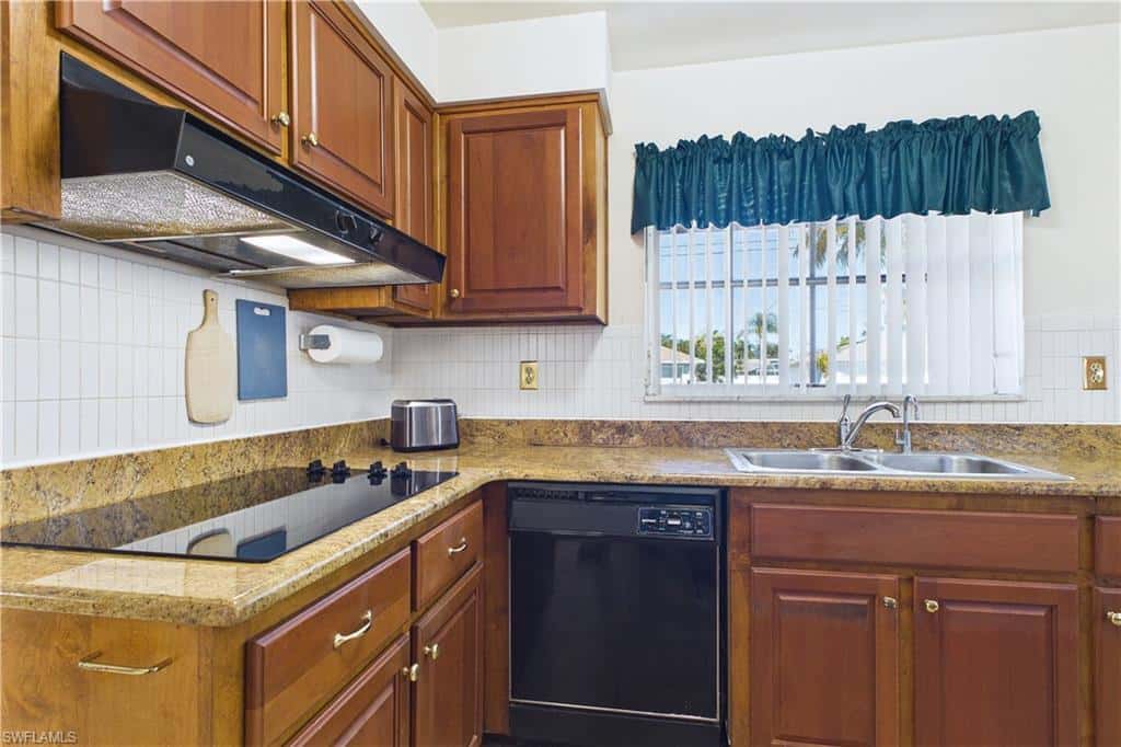 2306 15th Ter, Cape Coral, photo 12