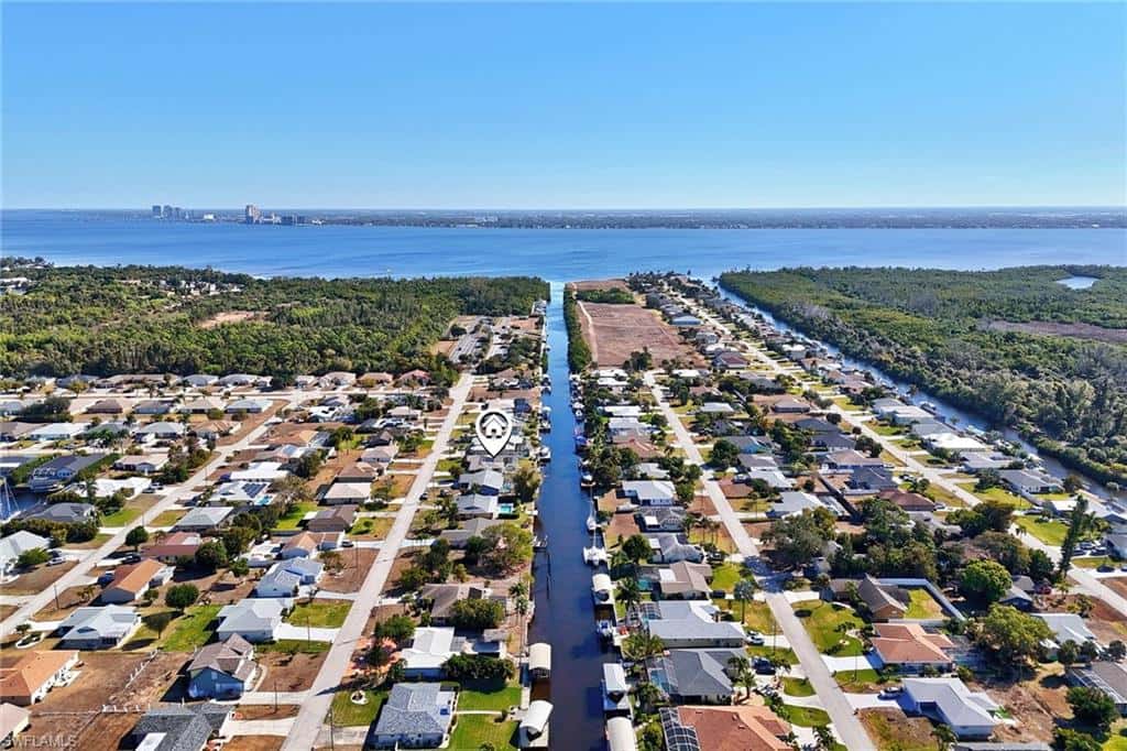 2306 15th Ter, Cape Coral, photo 44