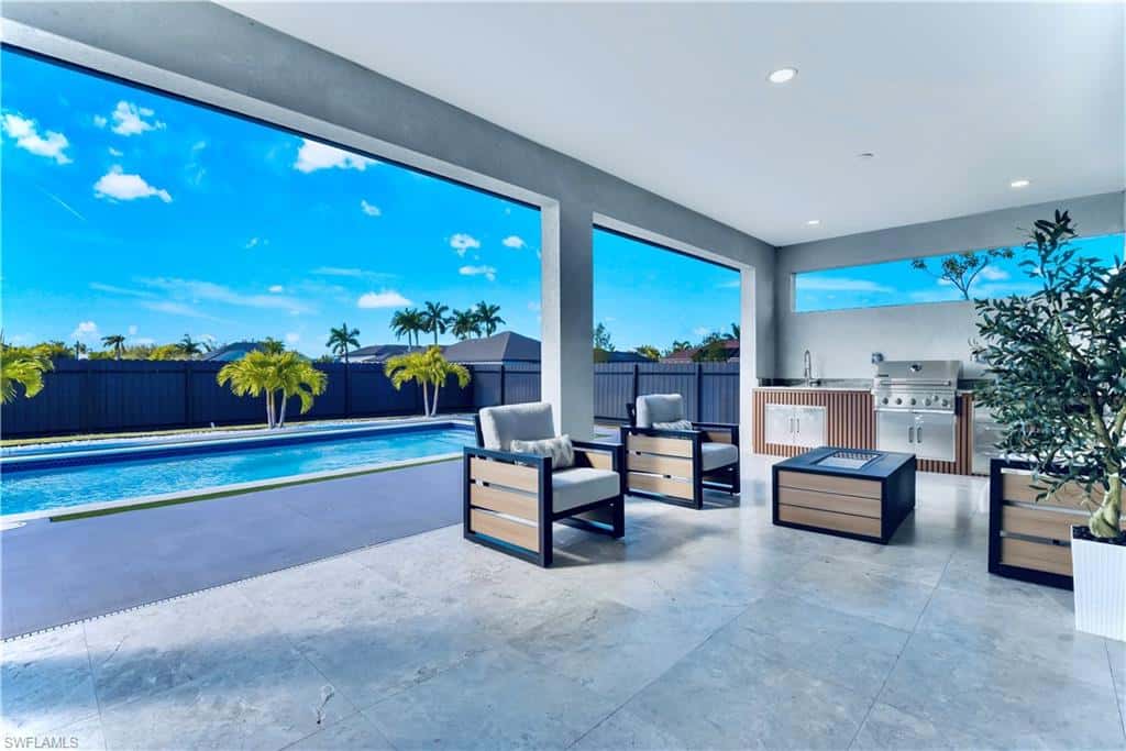 18 Nelson Rd, Cape Coral, photo 4