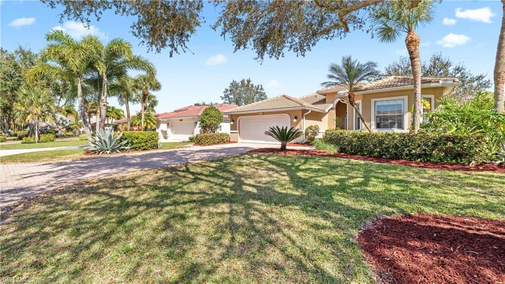 2237 Heritage Greens Dr, Naples, photo 36