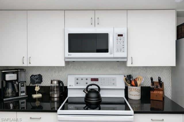 6040 Pelican Bay Blvd #d101, Naples, photo 7